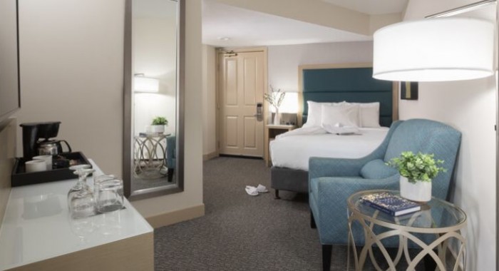 Crystal Lodge & Suites, Whistler ski chalet, image 5